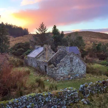 Teach Hudi Beag, Bar & * Bunbeg