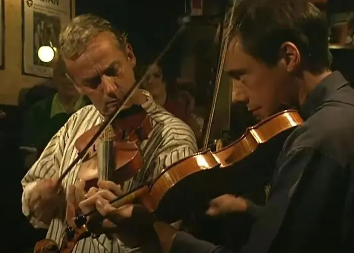 Estalagem Teach Hudi Beag, Gallaghers Bar & Bunbeg