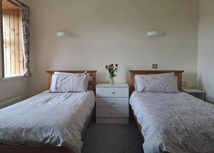 Estalagem Teach Hudi Beag, Gallaghers Bar & *