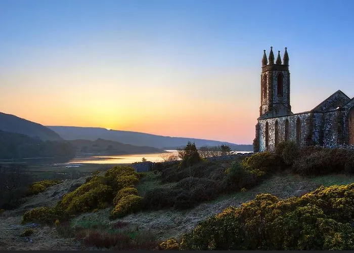 Teach Hudi Beag, Gallaghers Bar & Bunbeg